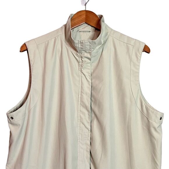 Tabi international golf light green vest. Size xl - Picture 2 of 8